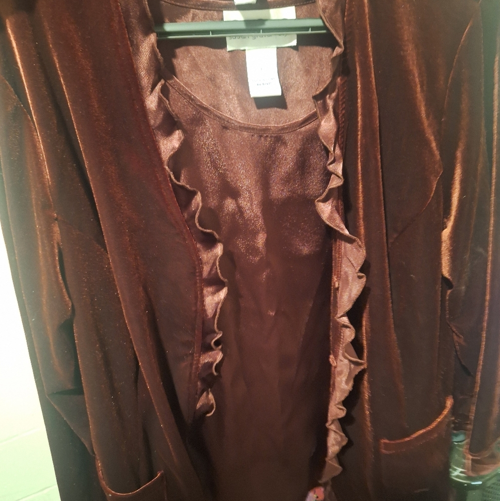 Final Drop Before I Donate Susan Graver Deep Brown Velvet Cardigan, Tank Top.